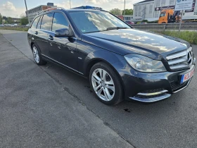 Mercedes-Benz 220 Нов внос, снимка 17