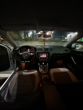 VW Jetta Blue Motion - 8000 € / 15646.64 лв. - 57688615 10