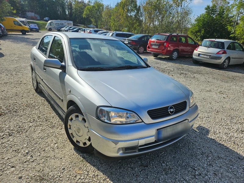 Opel Astra 1.8 102 000км., снимка 1 - Автомобили и джипове - 47618257