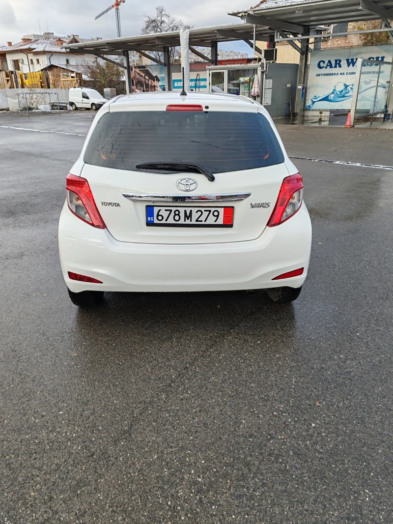 Toyota Yaris 1.4D4D, снимка 4 - Автомобили и джипове - 48120547