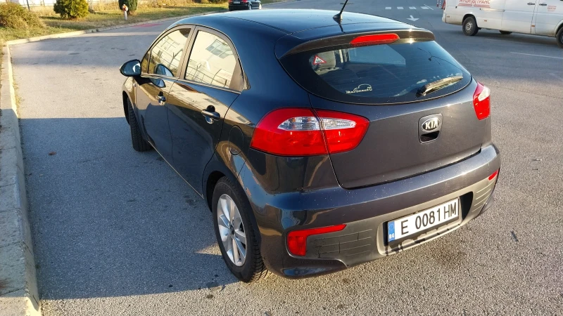 Kia Rio, снимка 3 - Автомобили и джипове - 48102856