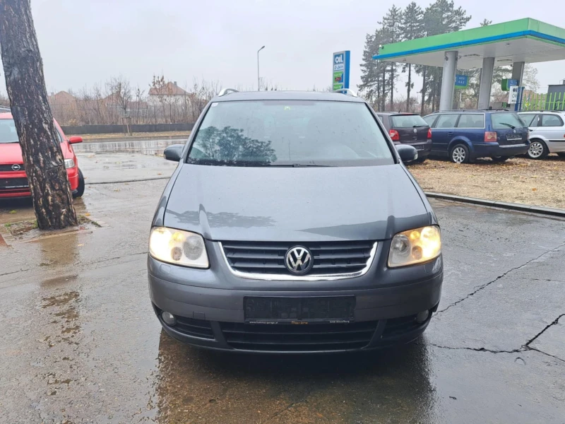 VW Touran 2.0 TDI DSG, снимка 1 - Автомобили и джипове - 48181071