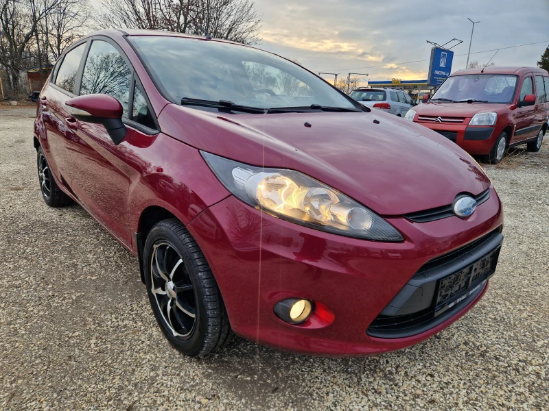 Ford Fiesta 1.4i, снимка 3 - Автомобили и джипове - 48228017