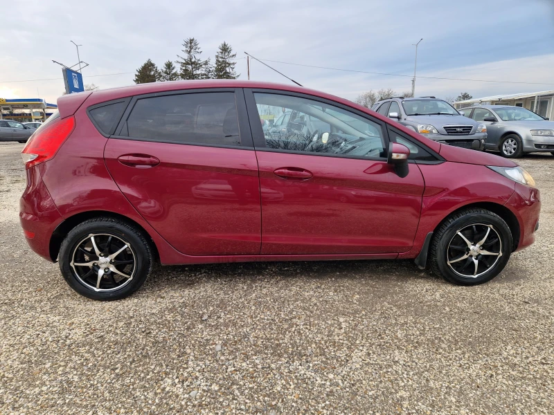 Ford Fiesta 1.4i, снимка 4 - Автомобили и джипове - 48228017