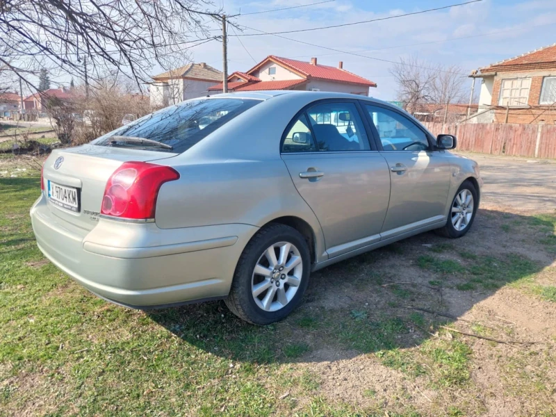 Toyota Avensis, снимка 4 - Автомобили и джипове - 48870739