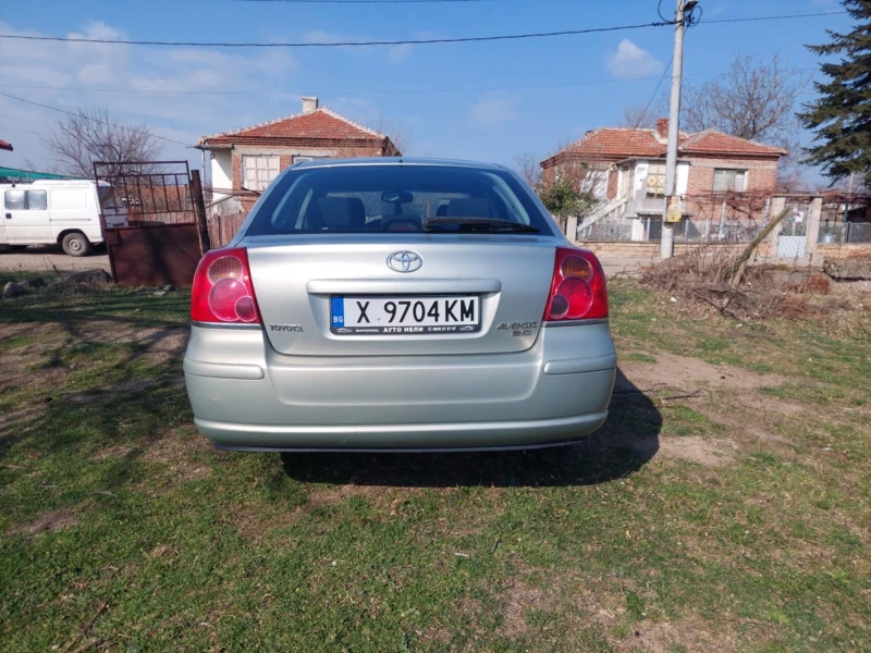 Toyota Avensis, снимка 6 - Автомобили и джипове - 48870739