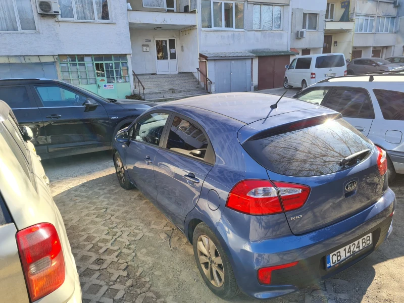 Kia Rio, снимка 5 - Автомобили и джипове - 49038077