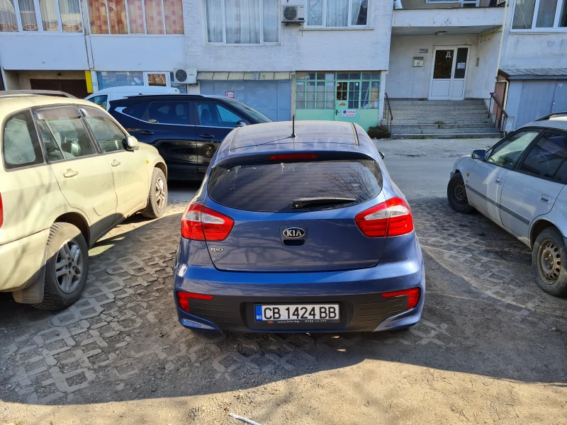 Kia Rio, снимка 4 - Автомобили и джипове - 49038077