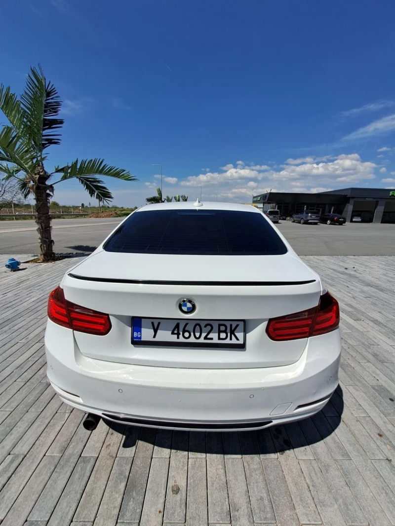 BMW 320 Efficient Dynamics, снимка 8 - Автомобили и джипове - 52486338