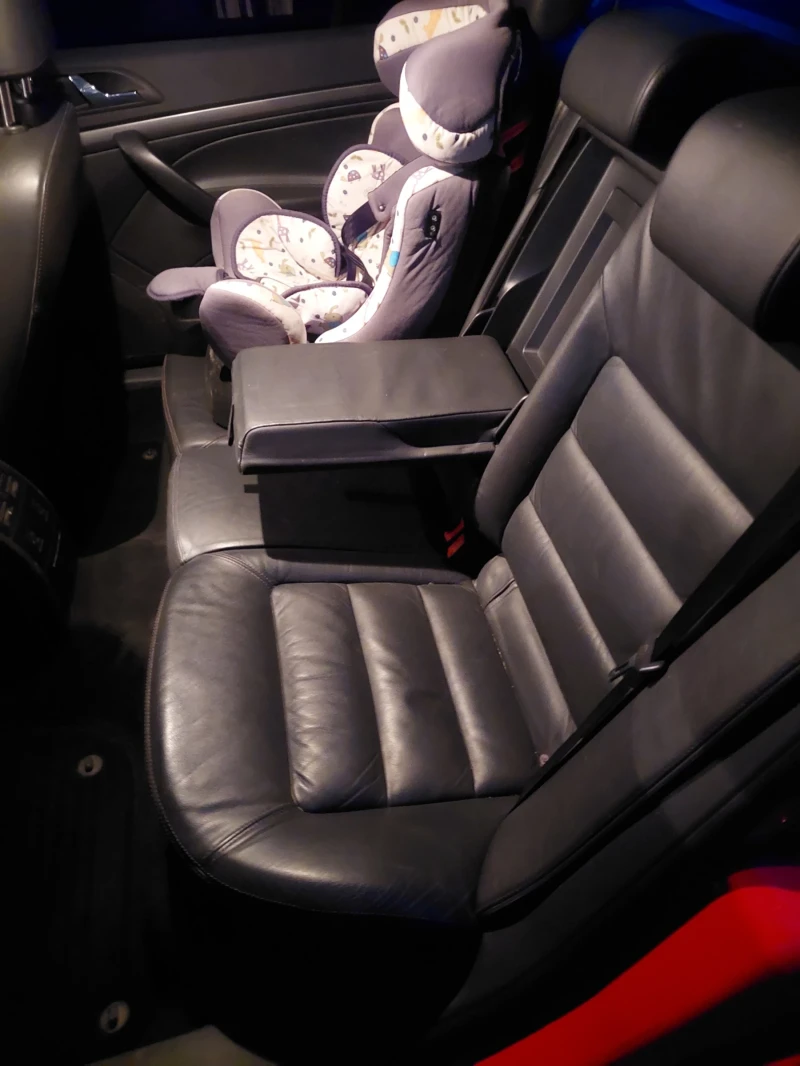 Skoda Octavia, снимка 7 - Автомобили и джипове - 52554960