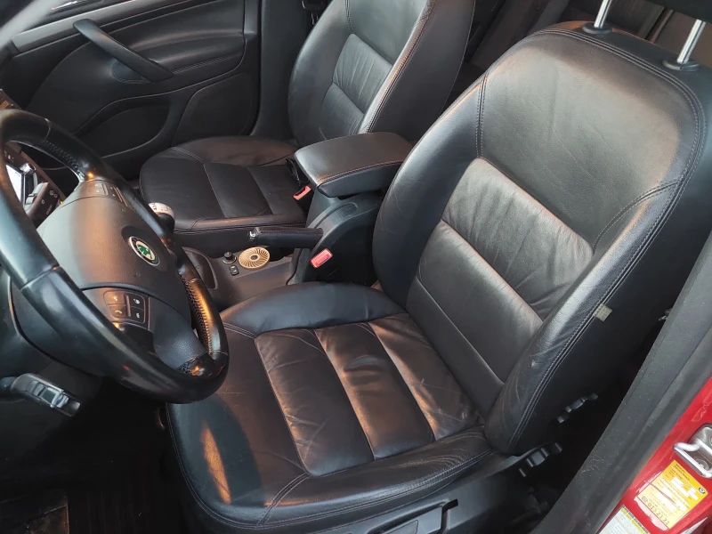 Skoda Octavia, снимка 6 - Автомобили и джипове - 52554960