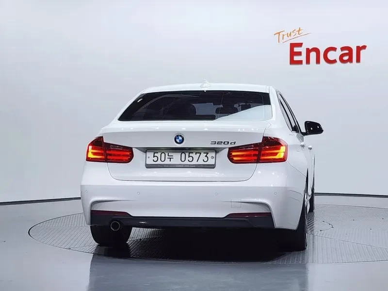 BMW 320 d, снимка 4 - Автомобили и джипове - 55143953