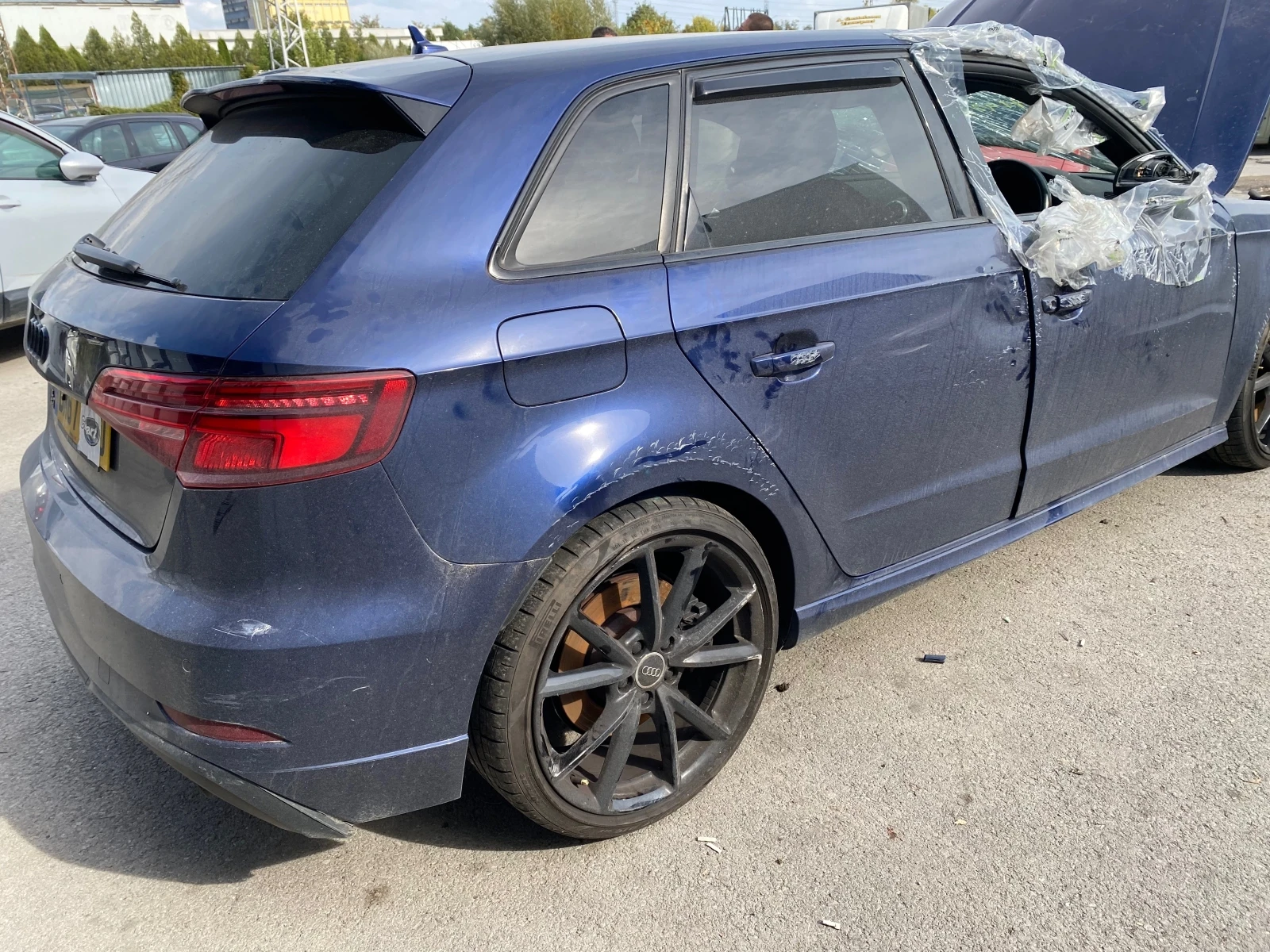 Audi S3 2.0 tfsi - изображение 3