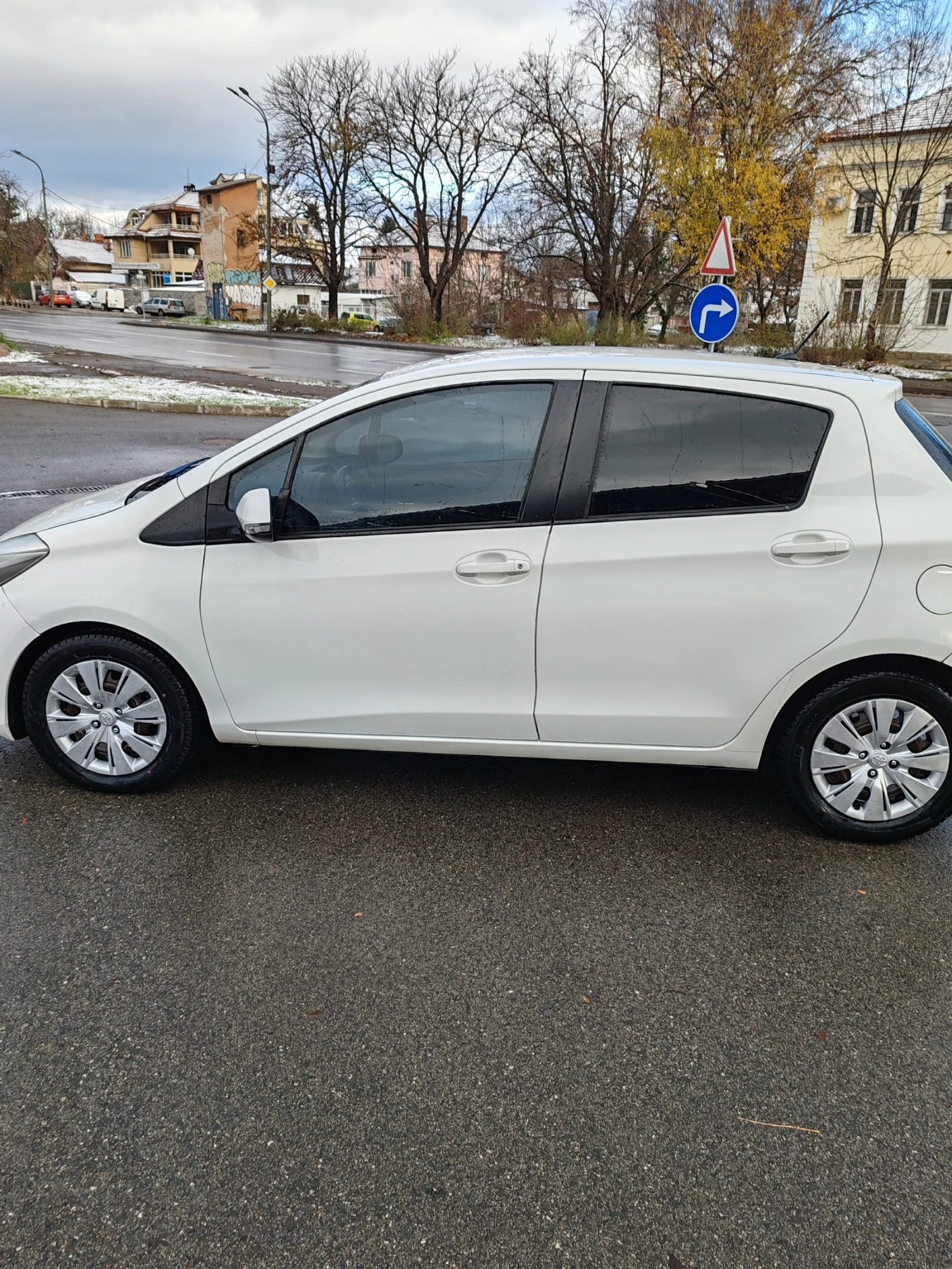 Toyota Yaris 1.4D4D - изображение 2