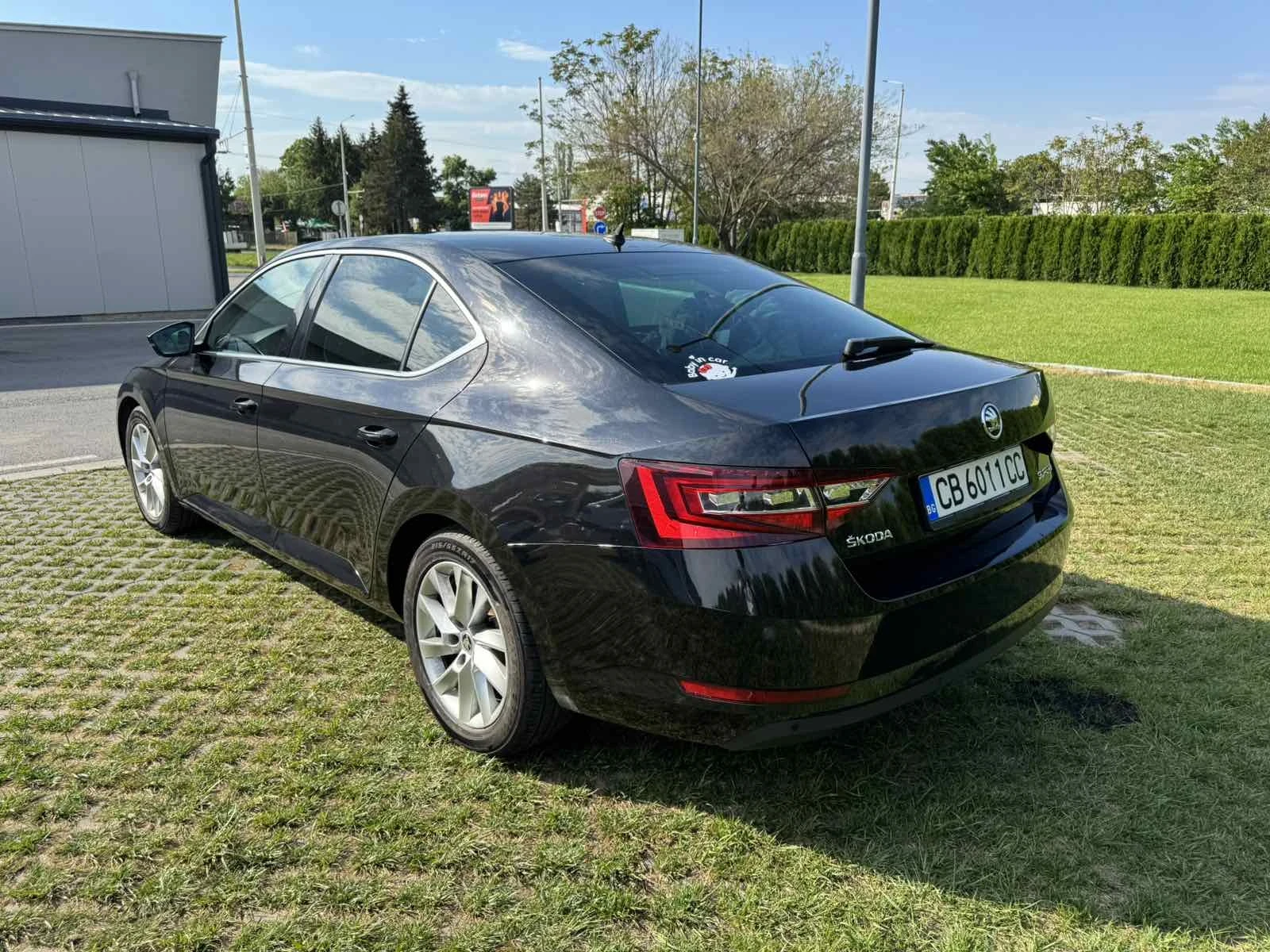 Skoda Superb 1.6 - изображение 4