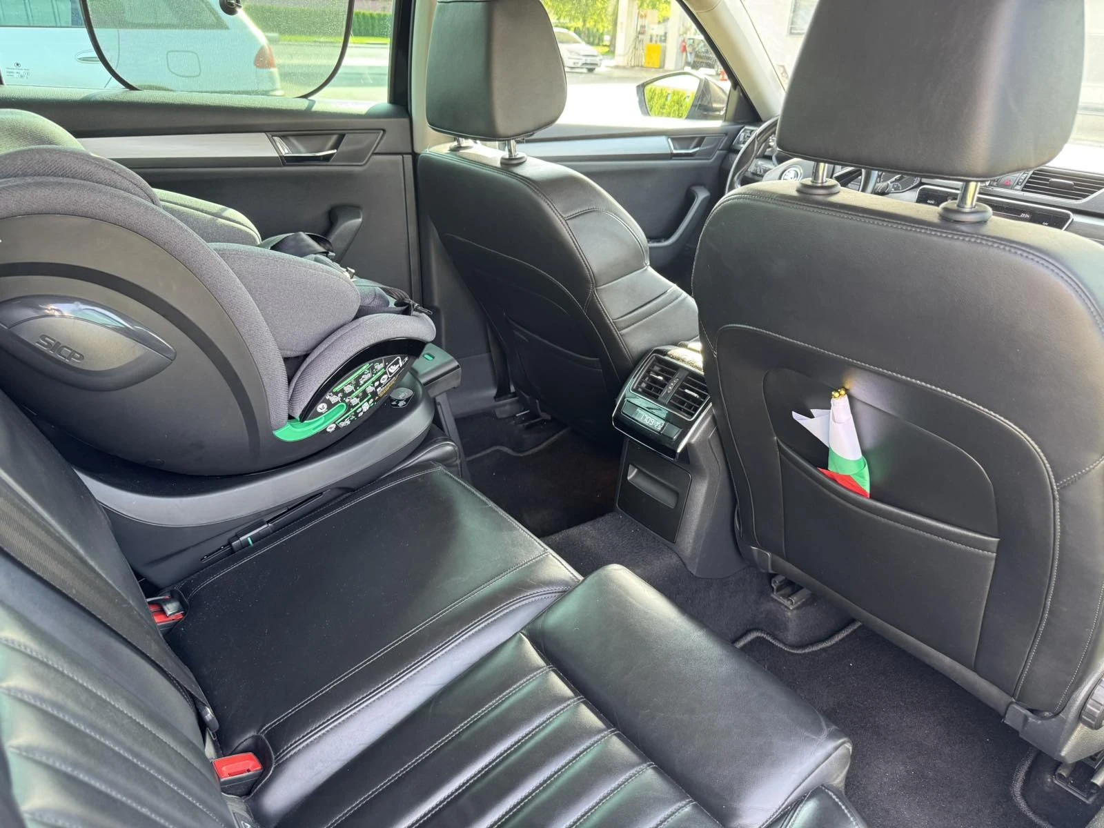 Skoda Superb 1.6 - изображение 10