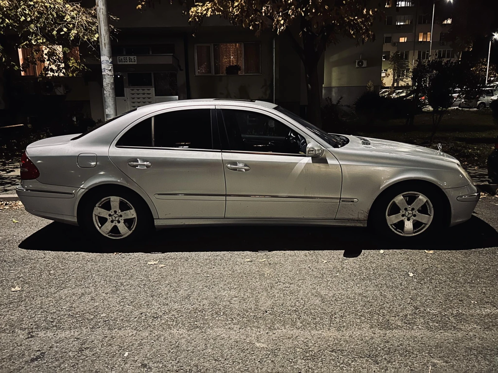 Mercedes-Benz E 270 E 270 CDI - изображение 5