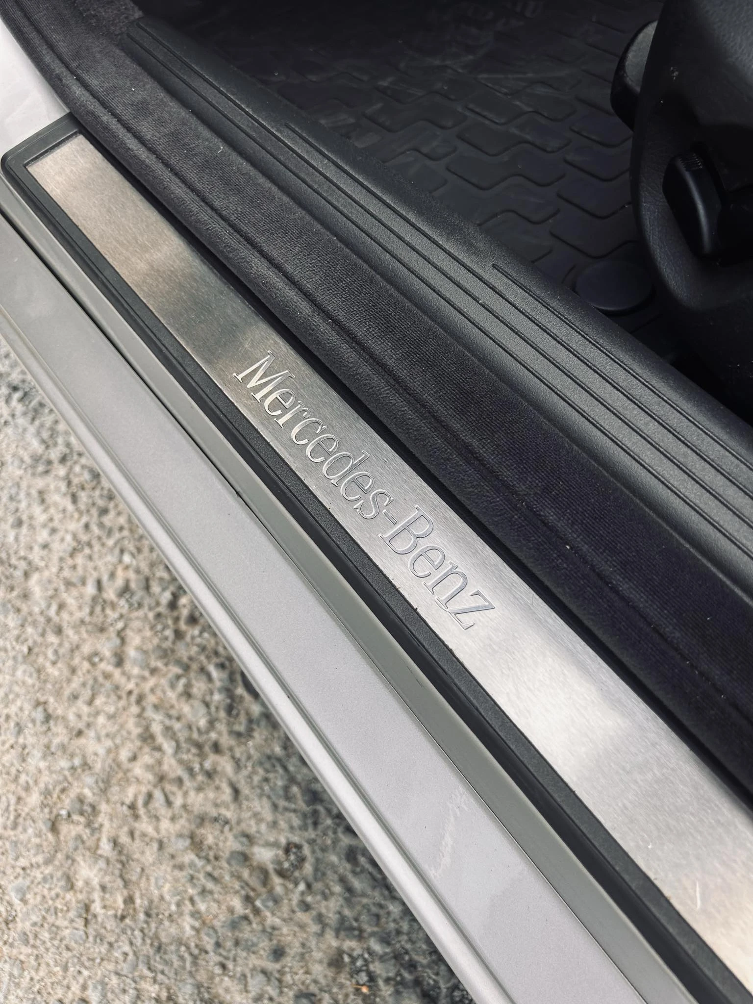 Mercedes-Benz E 270 E 270 CDI - изображение 4