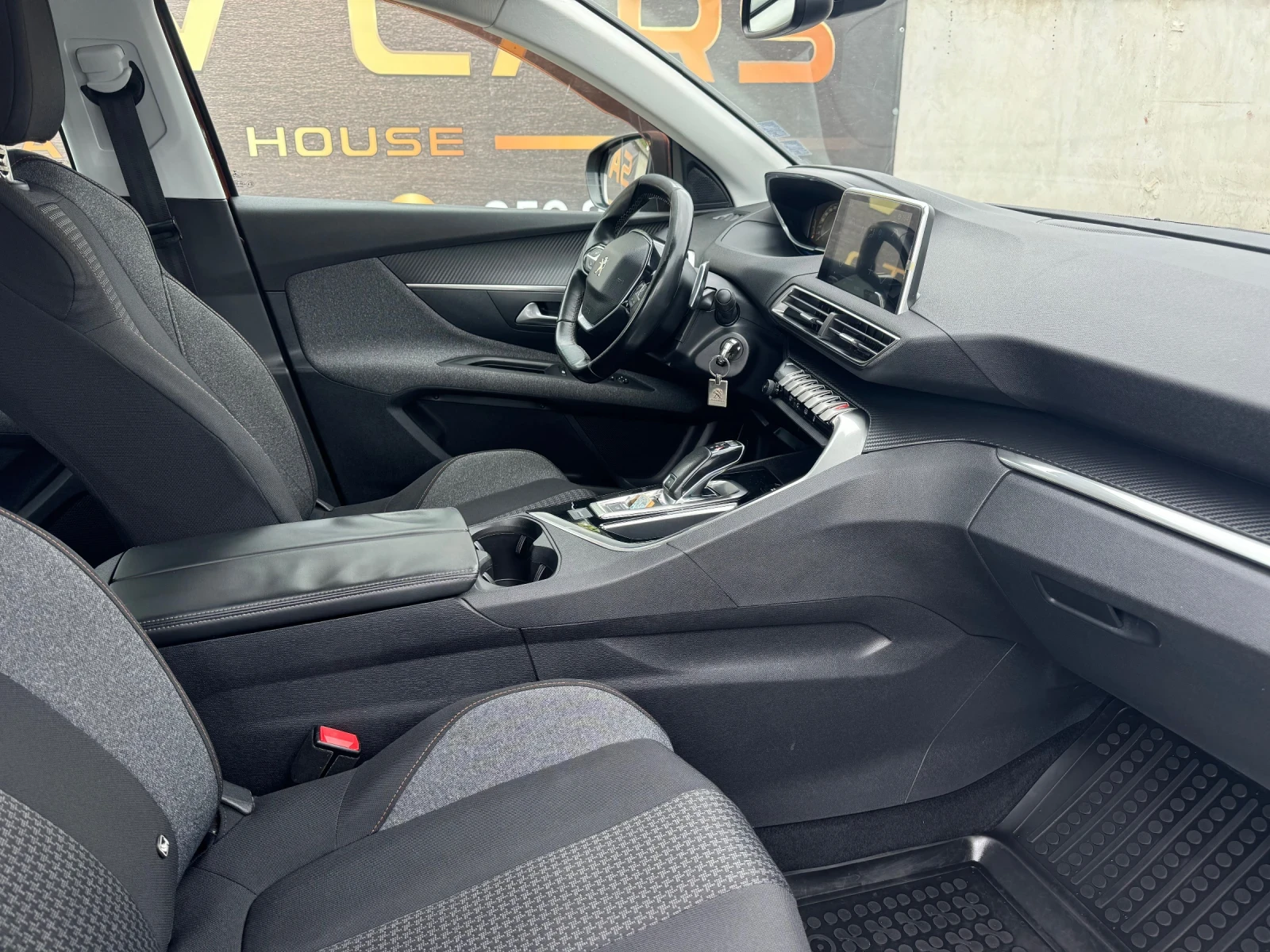 Peugeot 3008 1.2/PureTech/131к.с/Automatic | Mobile.bg — изображение 12