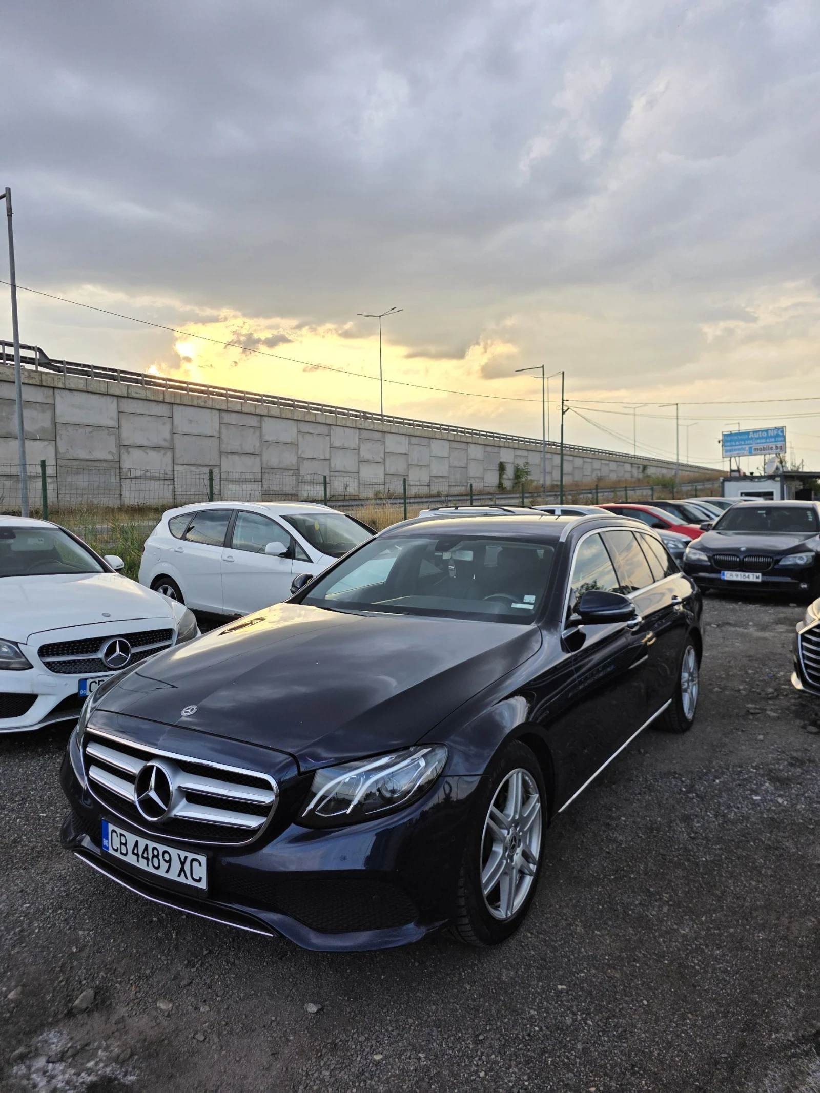 Mercedes-Benz E 220  - изображение 3