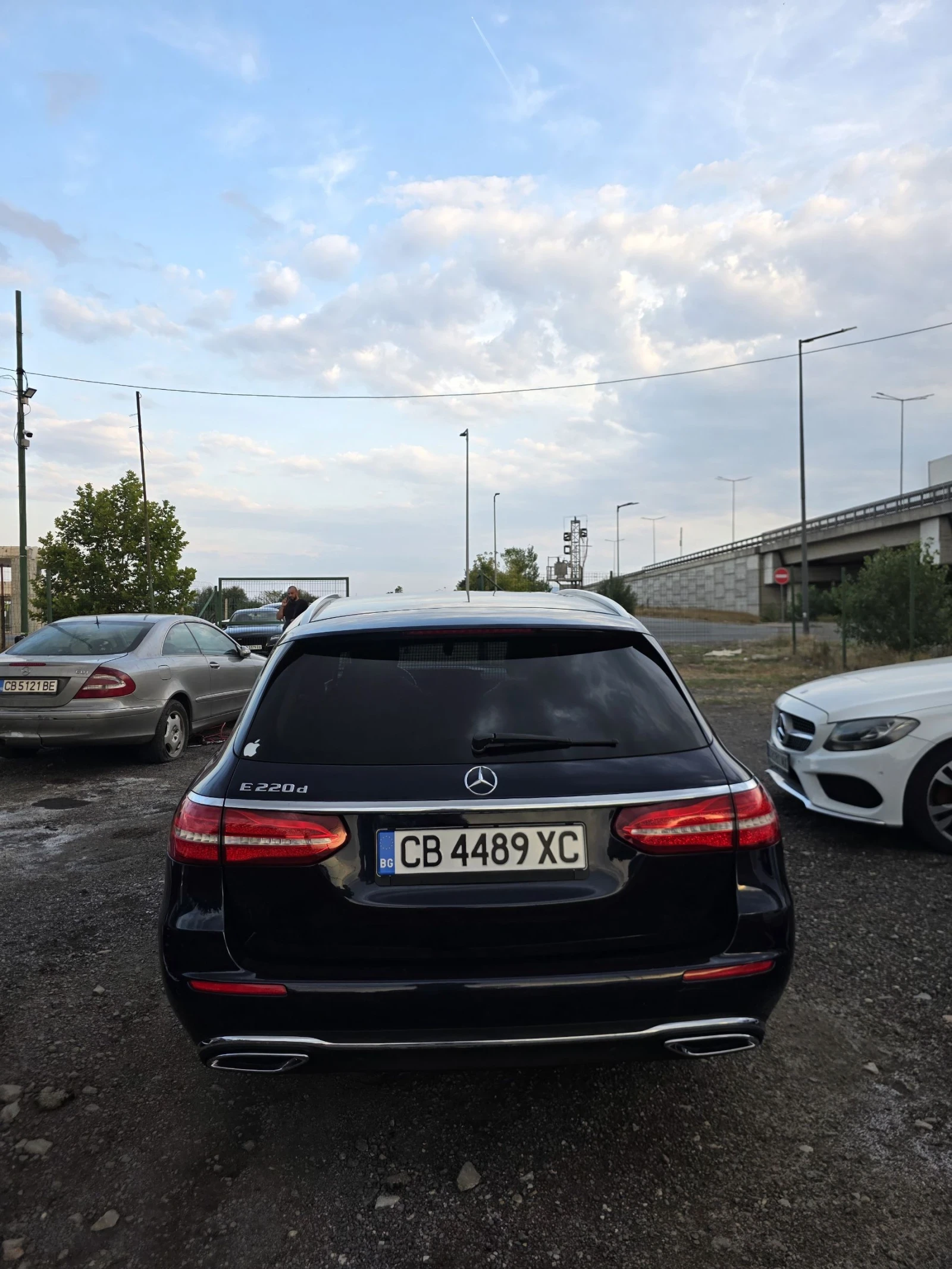 Mercedes-Benz E 220  - изображение 4