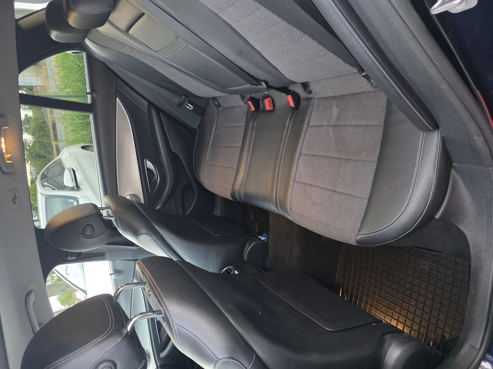 Mercedes-Benz E 220  - изображение 9