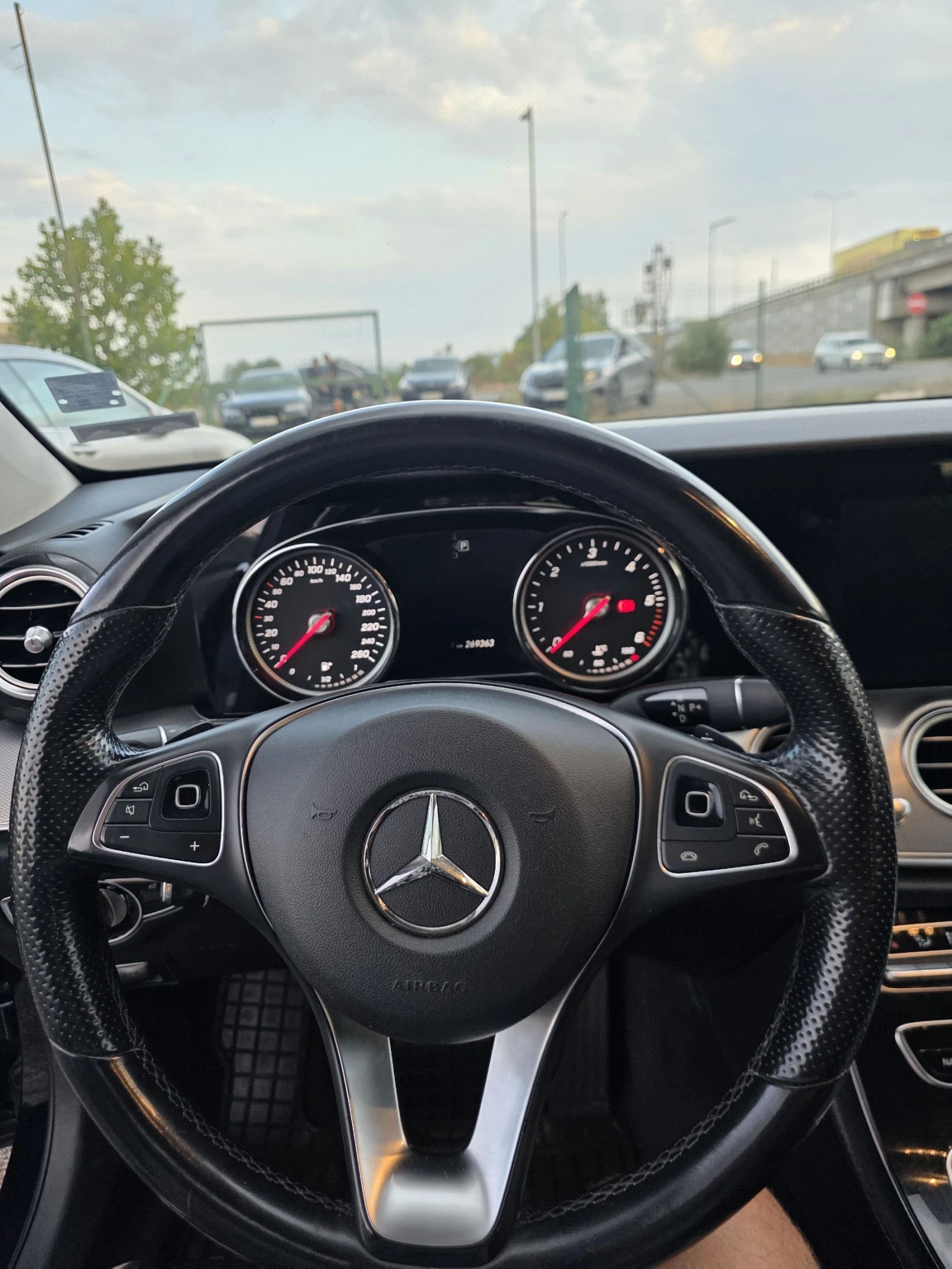 Mercedes-Benz E 220 | Mobile.bg — изображение 13