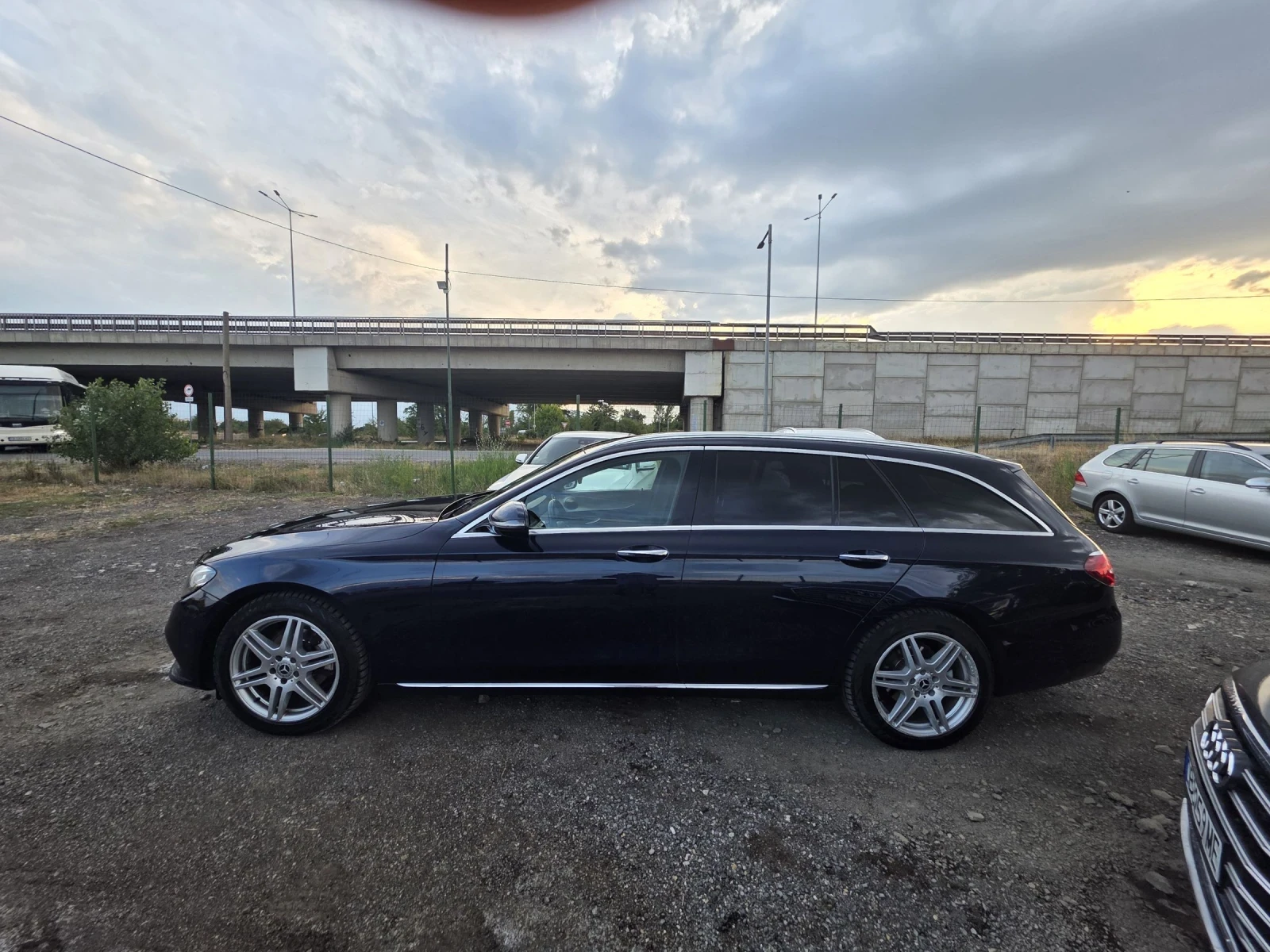 Mercedes-Benz E 220 | Mobile.bg — изображение 14