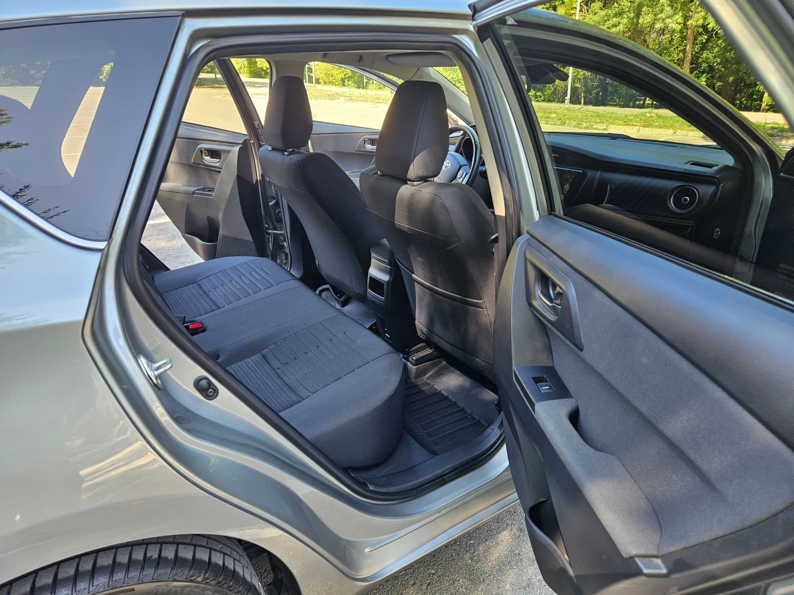 Toyota Auris  - изображение 10