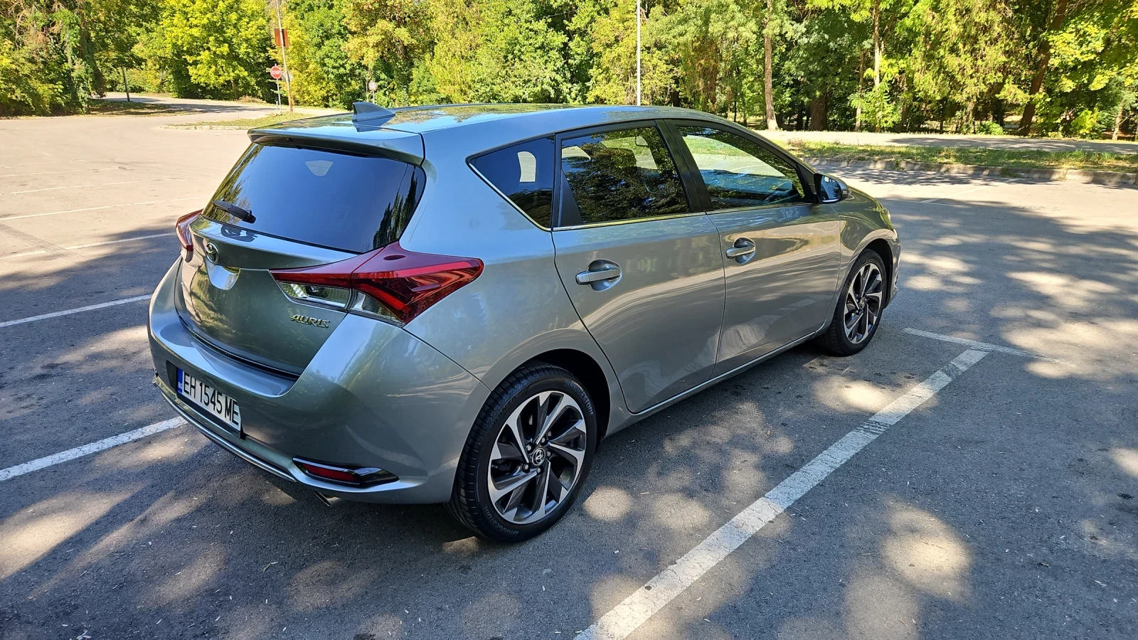 Toyota Auris  - изображение 4