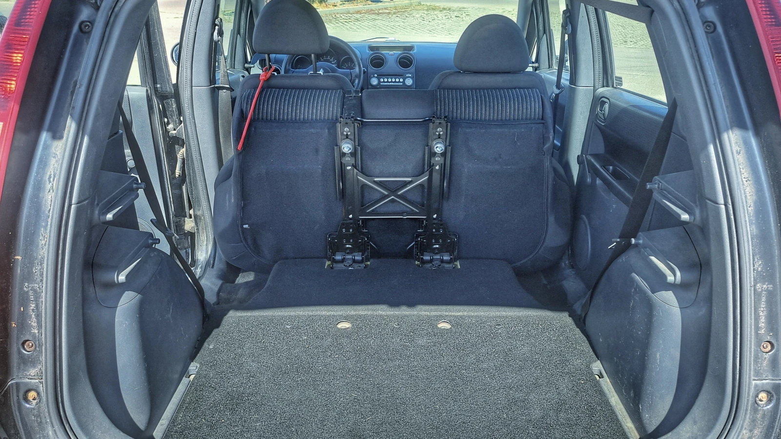 Mitsubishi Colt  - изображение 10