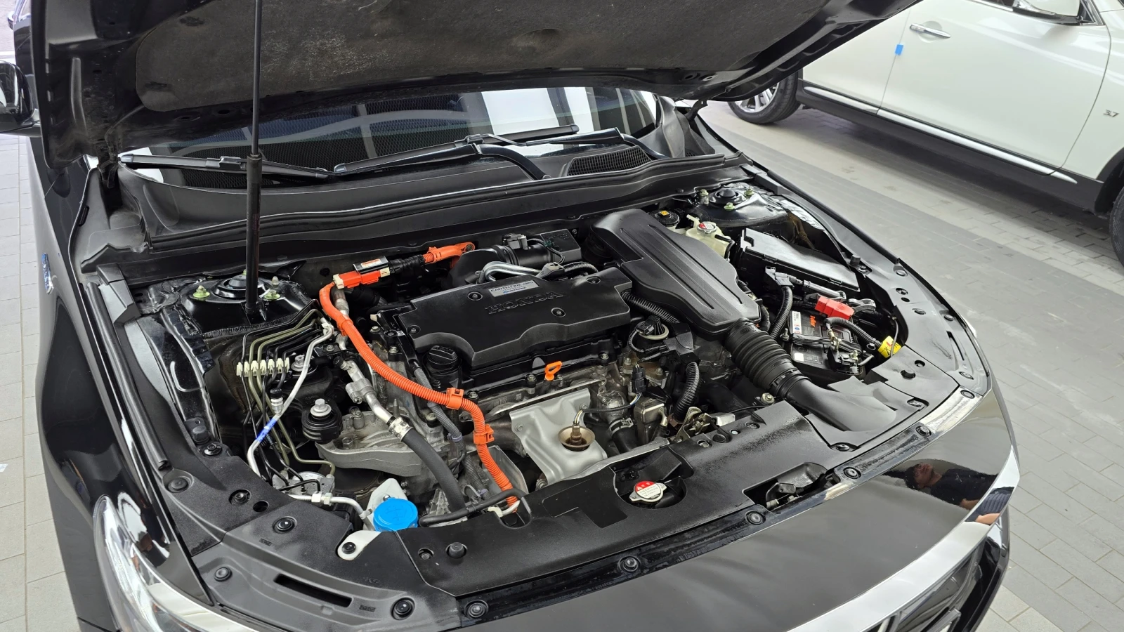 Honda Accord  2.0 hubrid touring  | Mobile.bg   4