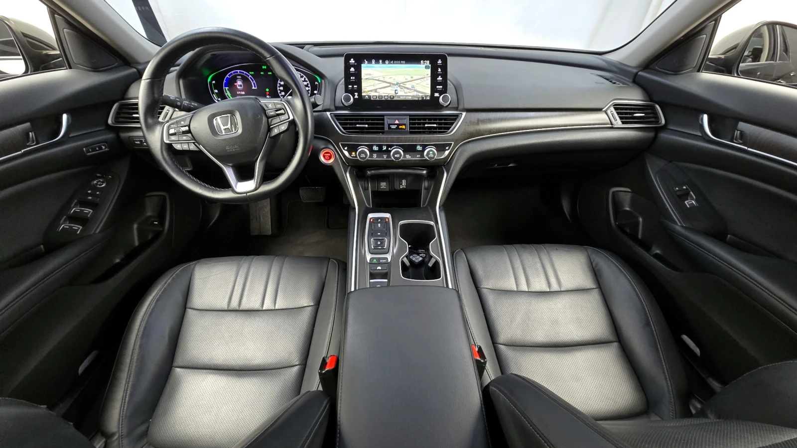 Honda Accord  2.0 hubrid touring  | Mobile.bg   5