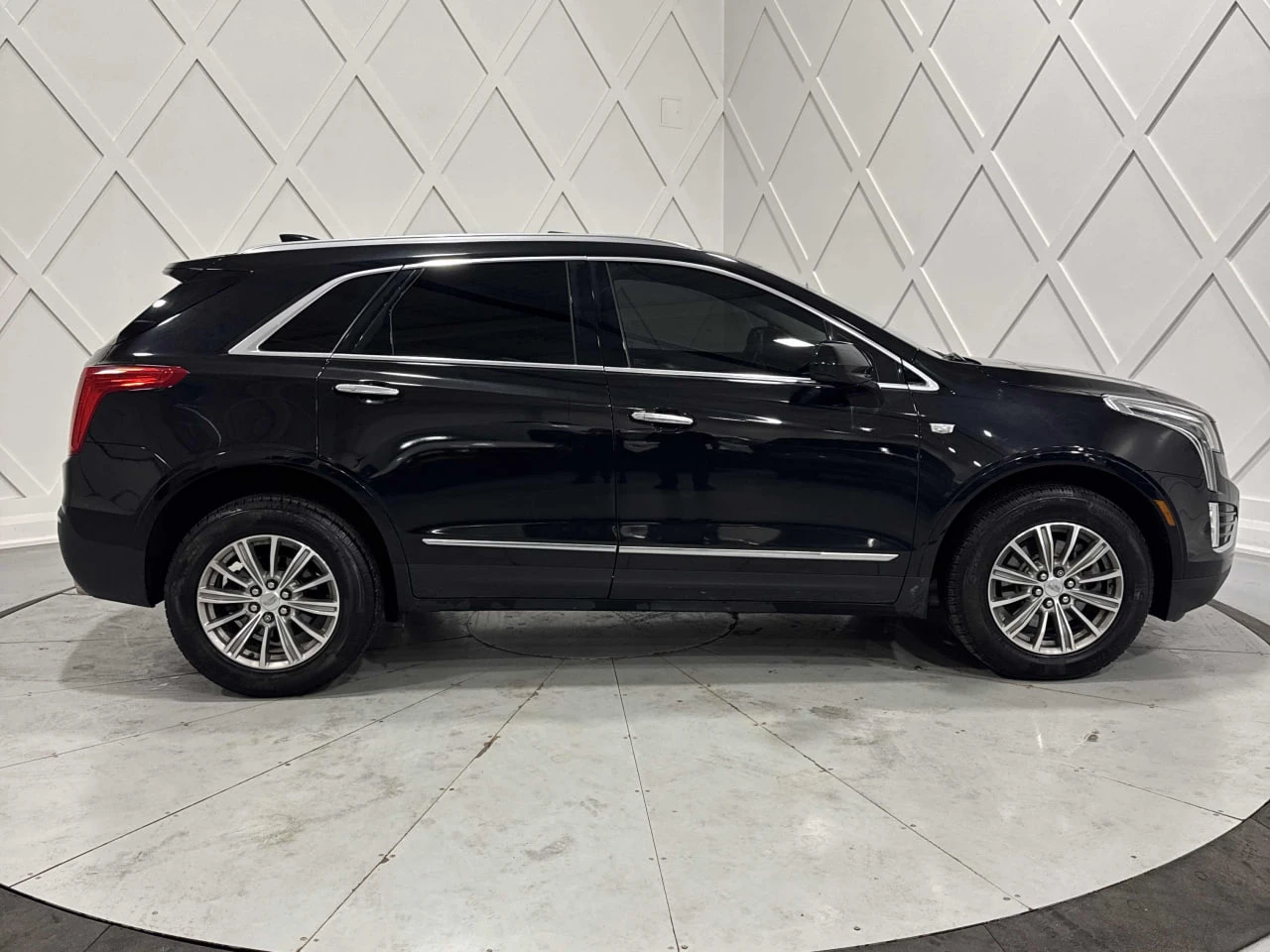 Cadillac XT5 CARFAX*     | Mobile.bg   3