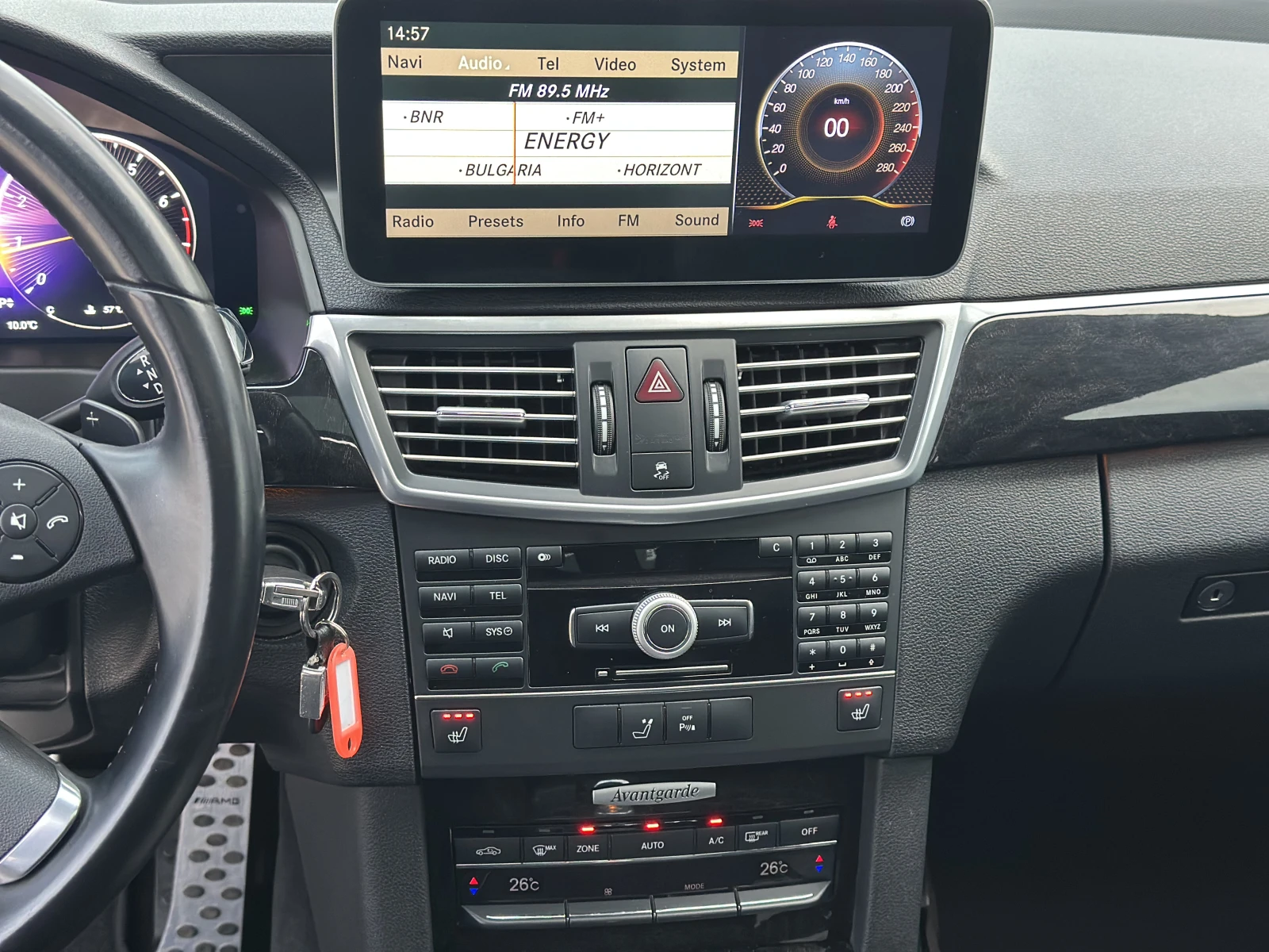 Mercedes-Benz E 350 AMG | TV | DIGITAL | ������ | FULL | Mobile.bg � ����������� 8