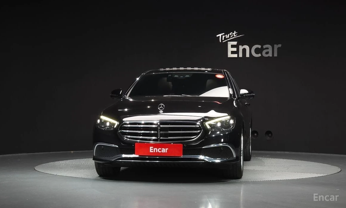 Mercedes-Benz E 220  - изображение 3