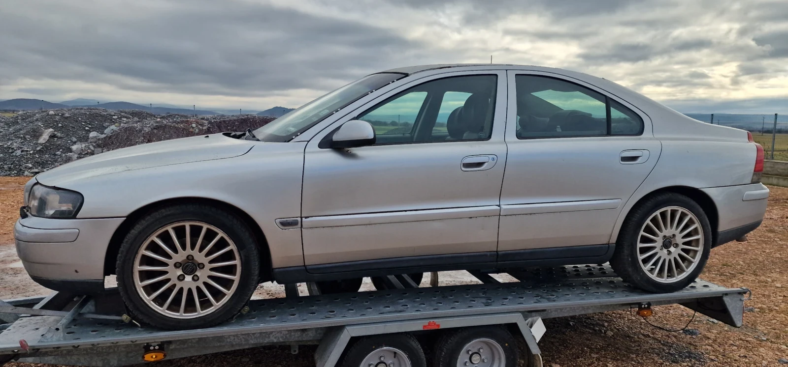 Volvo S60 2.4 D5 - изображение 3