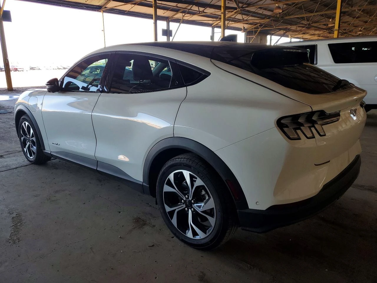 Ford Mustang Mach-E Select RWD * K����� ���� �� ��*  | Mobile.bg � ����������� 2