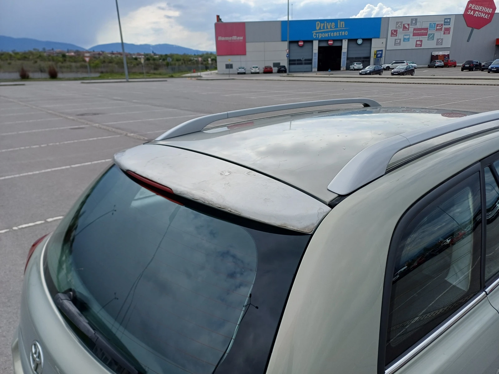 Toyota Avensis 2.2 EXECUTIVE, снимка 9 - Автомобили и джипове - 54284514