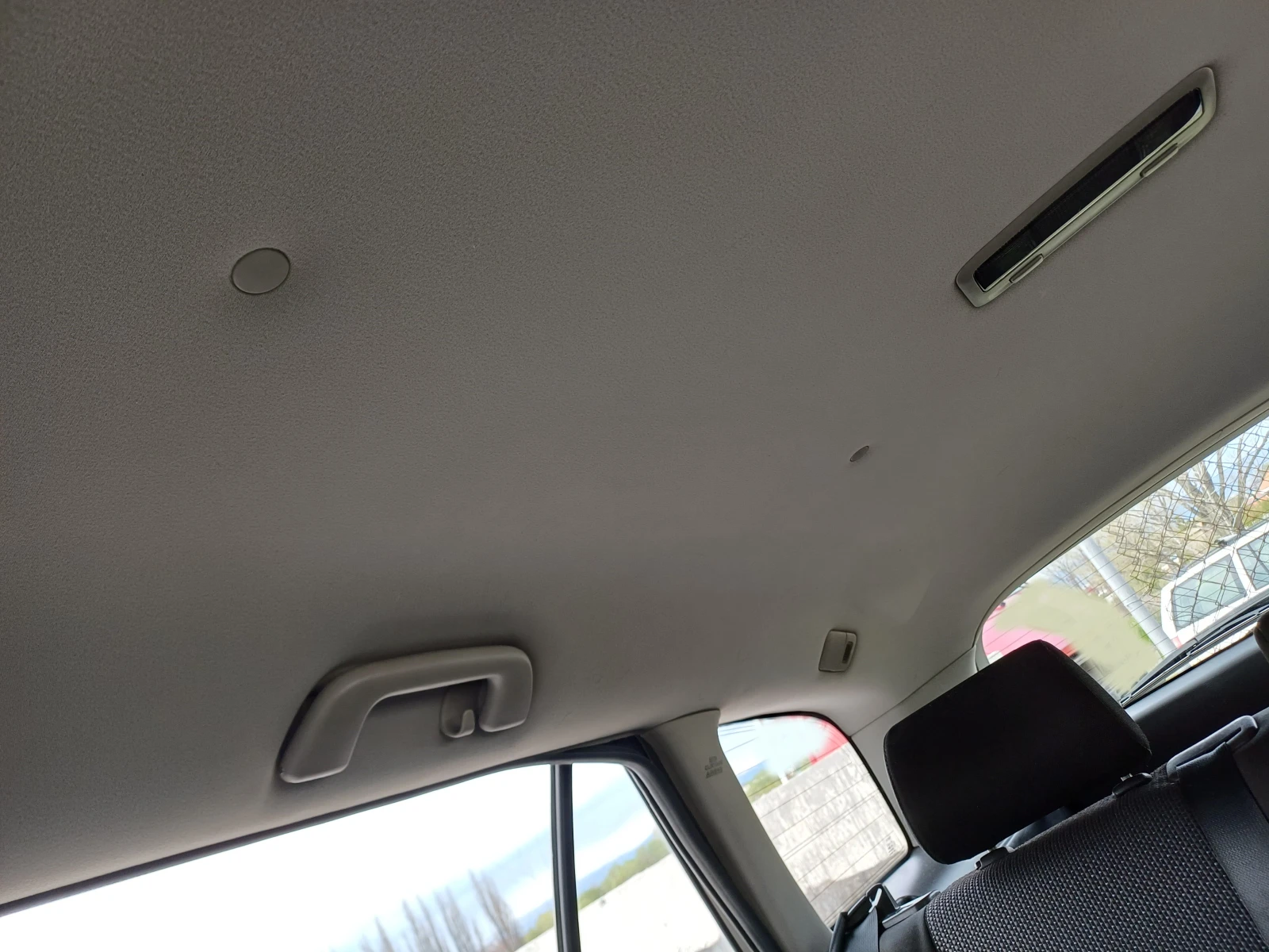 Toyota Avensis 2.2 EXECUTIVE, снимка 14 - Автомобили и джипове - 54284514