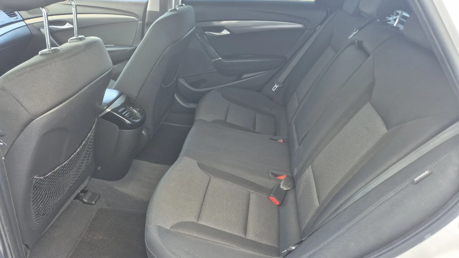 Hyundai I40 1.7 crdi 115к.с., снимка 13 - Автомобили и джипове - 54310971