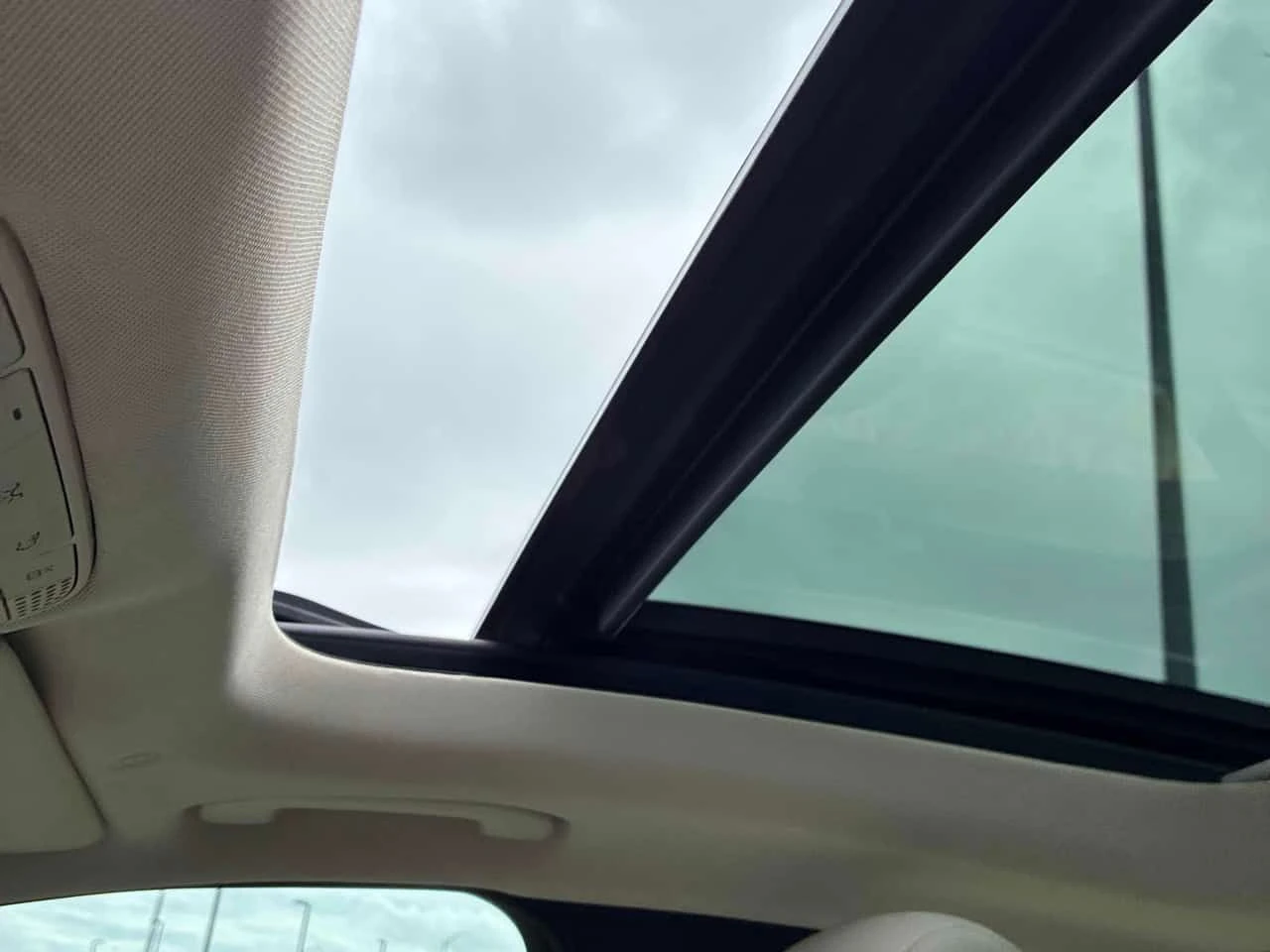 Mercedes-Benz C 300 4MATIC* DISTRONIC* 360������* ��������*  | Mobile.bg � ����������� 12