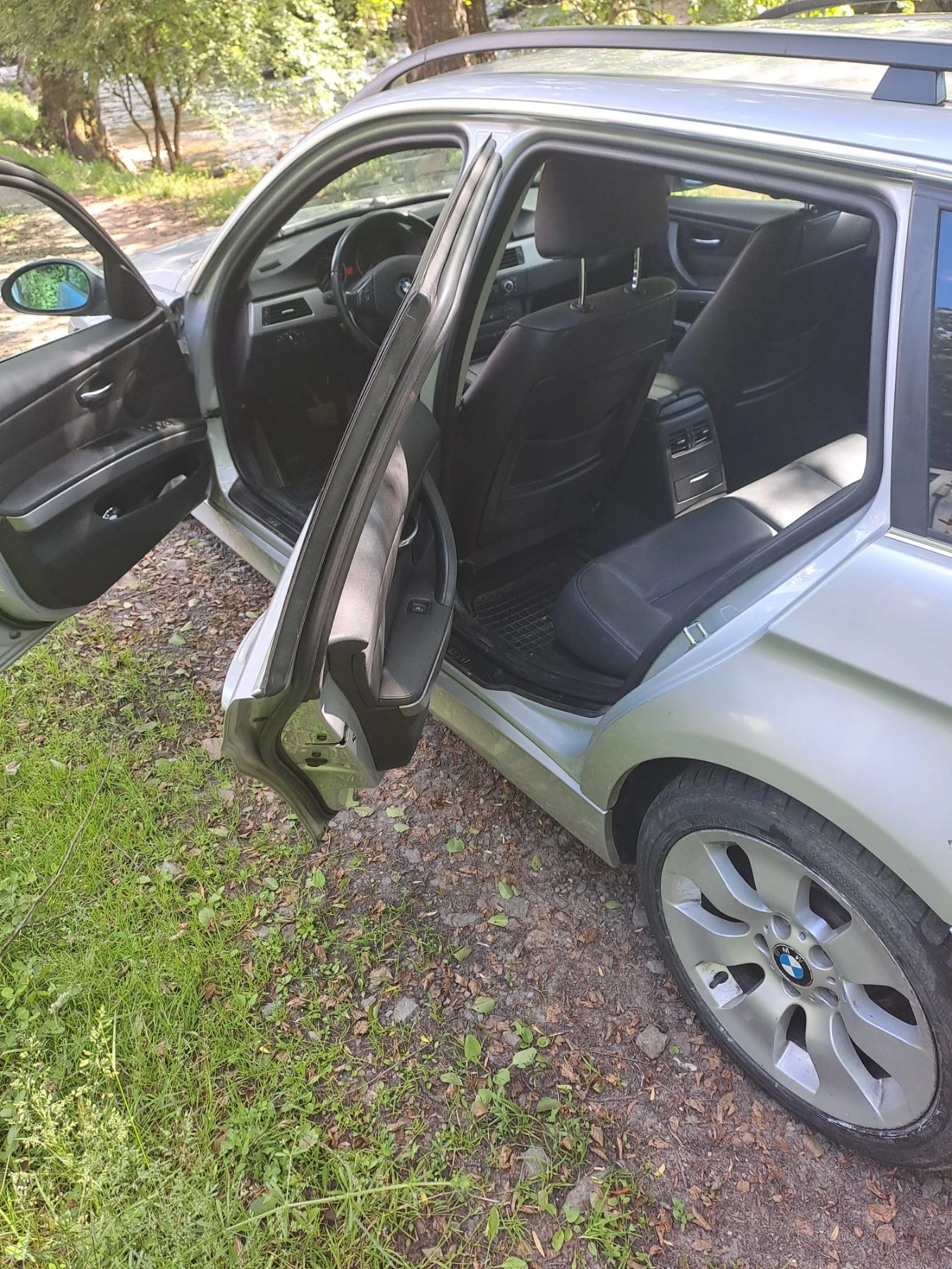 BMW 325 Xi, снимка 8 - Автомобили и джипове - 54922791