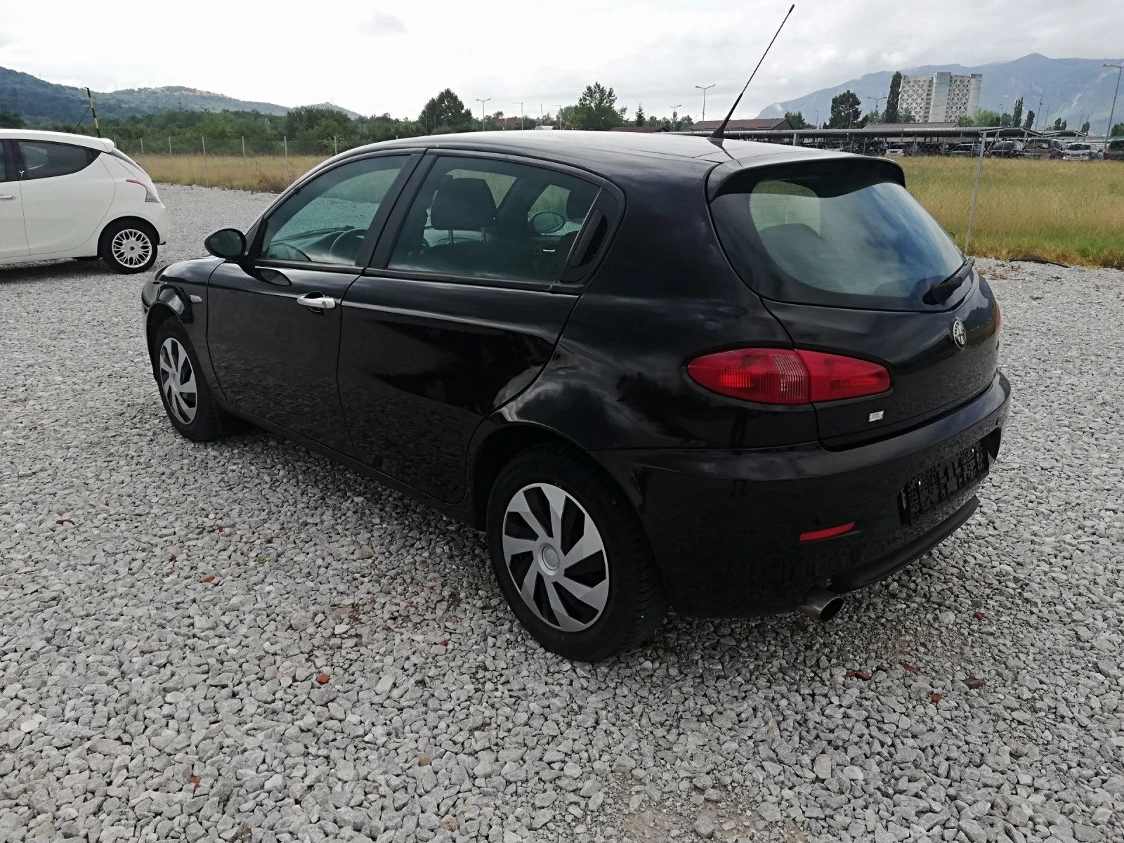 Alfa Romeo 147 1.6i klima GAZ itali, снимка 4 - Автомобили и джипове - 55021831