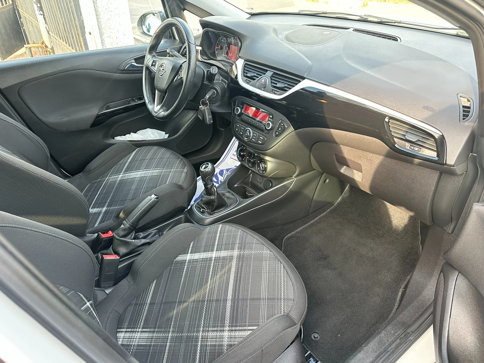 Opel Corsa 1.4i-90ks-ГАЗ-LED-EURO6B-PDC-2016-B-color, снимка 9 - Автомобили и джипове - 55053620