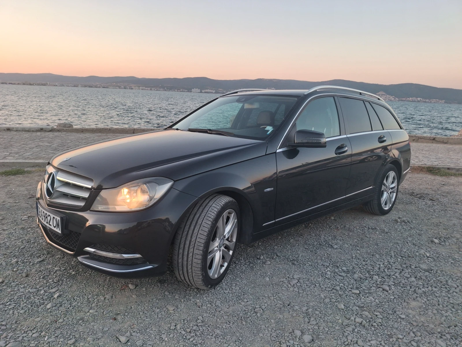 Mercedes-Benz 220 Нов внос
