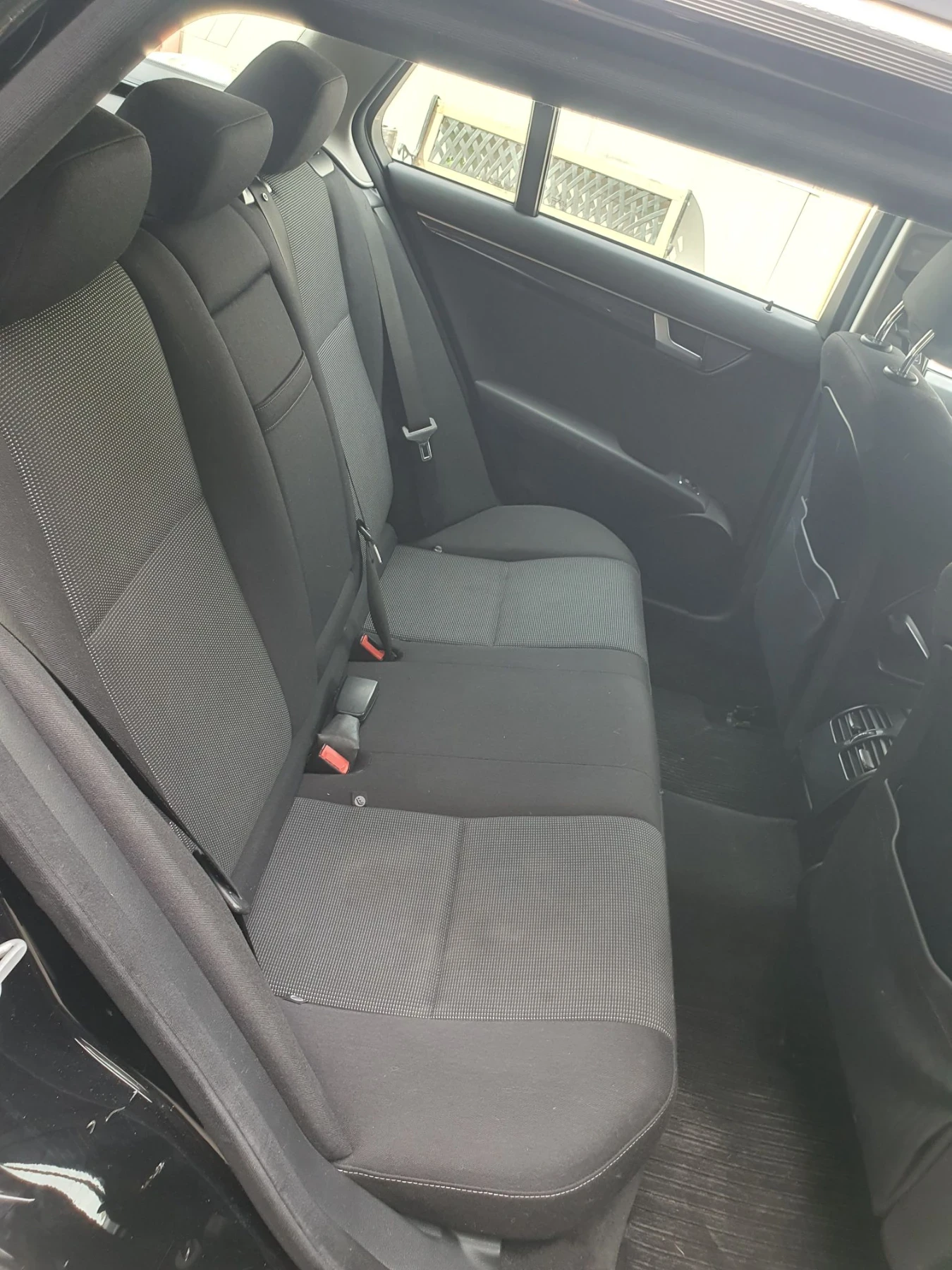 Mercedes-Benz C 180 FACE  AUT NAVI PODGREV SW, снимка 10 - Автомобили и джипове - 56294280