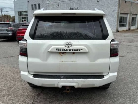 Toyota 4runner  4WD 4dr V6 SR5 | CARFAX | , снимка 4