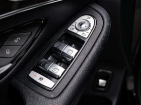 Mercedes-Benz GLC 300 | AMG| NAV| PANOROOF| B.SPOT| GOOD SERVICE , снимка 13