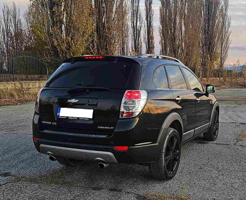 Chevrolet Captiva 2.2 , снимка 10 - Автомобили и джипове - 48059511